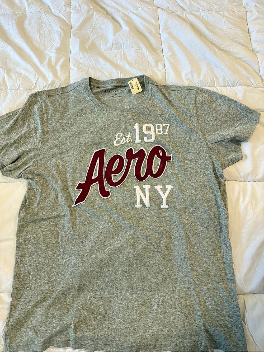 Vintage Aeropostale Aero NY 1987 Applique Tee Gray & Red XL— White & Blue XL